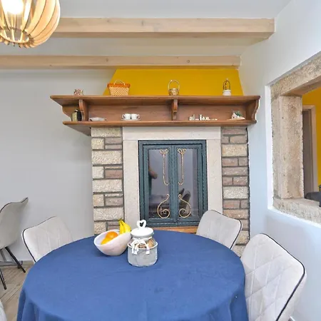 Holiday home Fuer 6 Personen Ca 70 Qm In Zminj, Istrien Binnenland Von Istrien Zminj