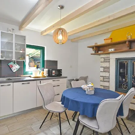 Holiday home Fuer 6 Personen Ca 70 Qm In Zminj, Istrien Binnenland Von Istrien *
